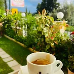 Sofia Hotel 2*